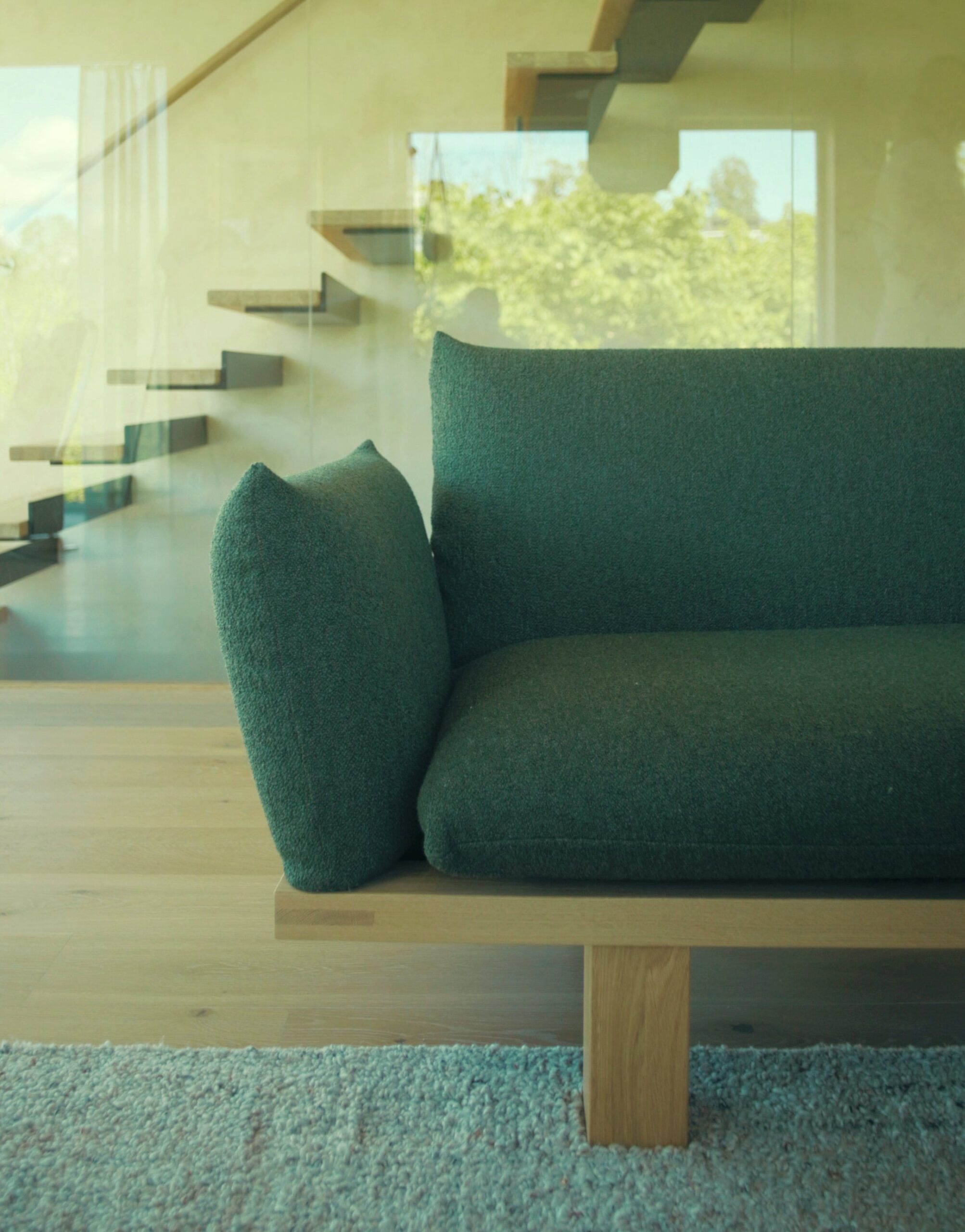Less sofa by LK Hjelle